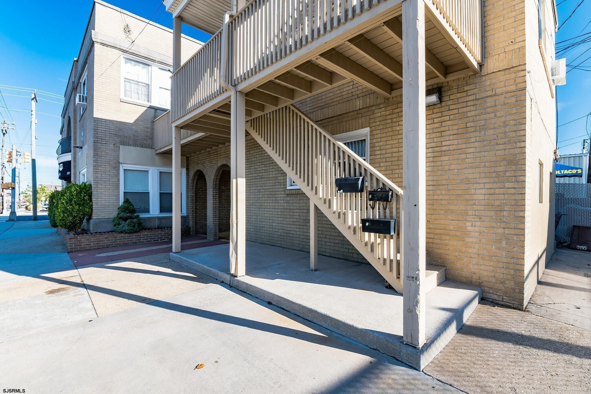 Downtown OCNJ Summer Special! 2 Linked Rooms