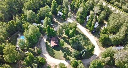 Bigfoot Bungalow at Balsam Bay Resort