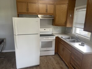 Studio Suite | Free WiFi - Ocean One Inn (Sneads Ferry)