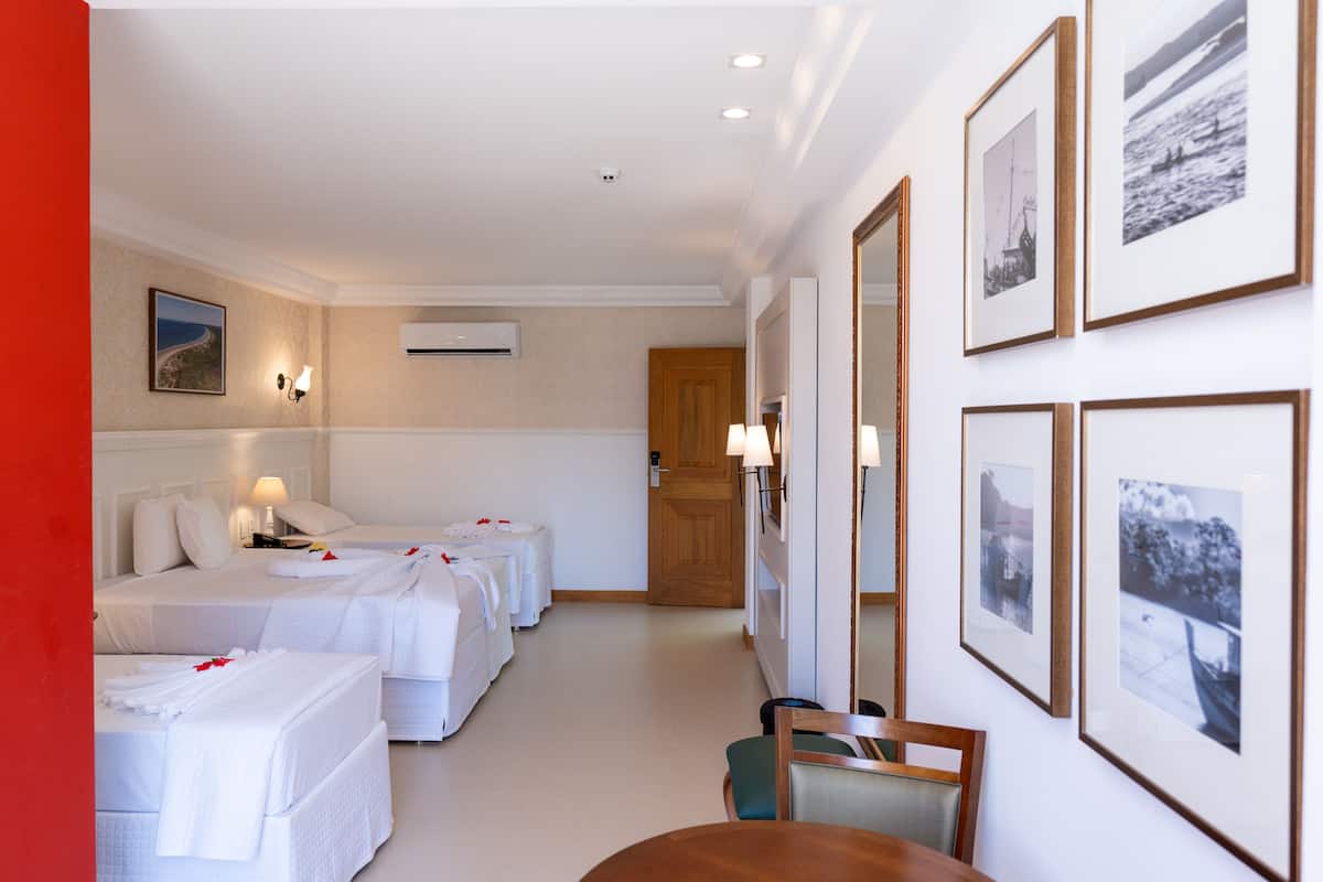 1 habitación, espacio para trabajar con laptop y insonorización
