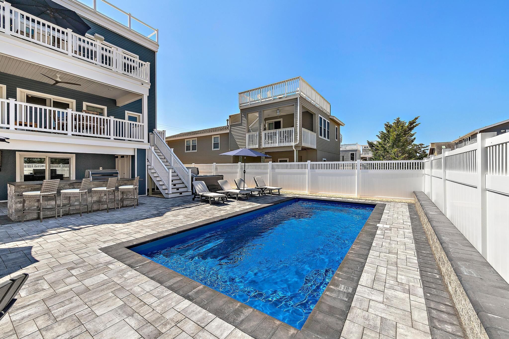 BRAND NEW HOUSE with POOL and HOTTUB - one off the beach