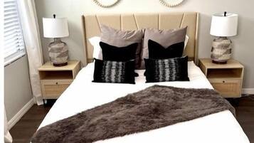 1 bedroom, desk, iron/ironing board, travel cot