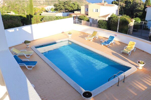 Piscine extérieure