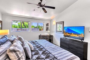 2 quartos, escrivaninha, ferros/tábuas de passar roupa