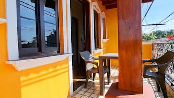 Habitación superior | 1 habitación, muebles diferentes, wifi gratis y ropa de cama