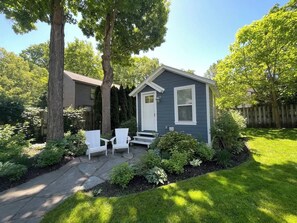 Exterior - Lavender House -  Dwt Saug/Beach (Saugatuck)