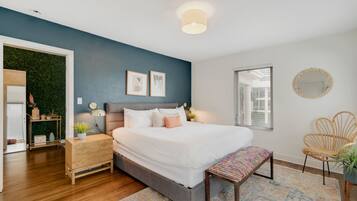 6 Bedroom Home | 6 bedrooms, free WiFi