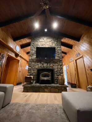 Interior - Cozy mountain home (Windham)