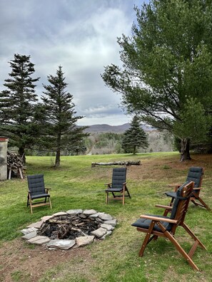 Property grounds - Cozy mountain home (Windham)