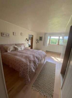 4 habitaciones, tabla de planchar con plancha y wifi gratis 