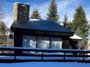 Exterior - MERIHUE HOUSE (San Carlos de Bariloche)
