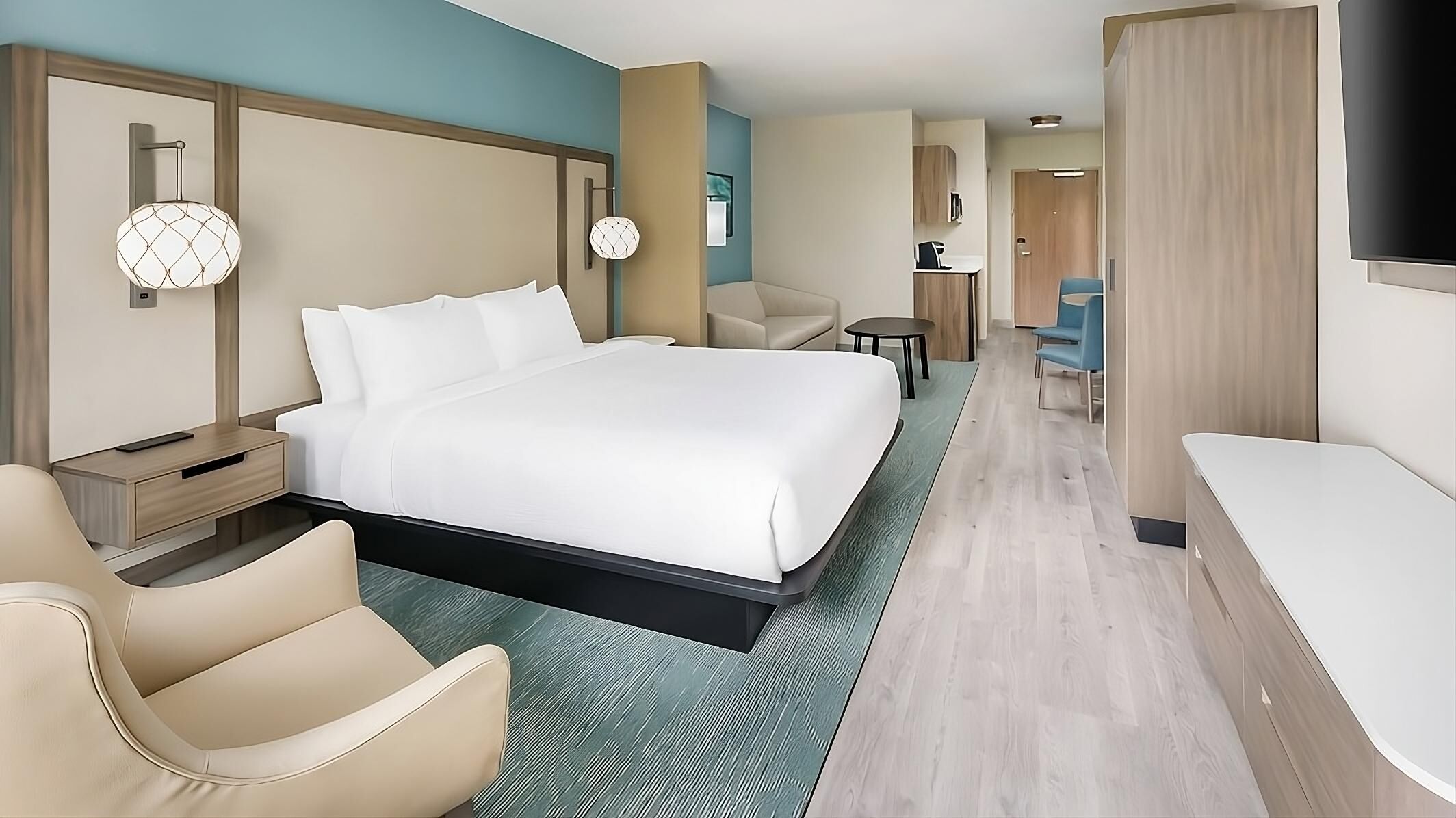 Look No Further! With Free Breakfast, Outdoor Pool, Pets Are Welcome! - Marathon, FL
