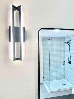 Bathroom - Dome 1 - Luxury Dome at Come Spring Farm (Union)