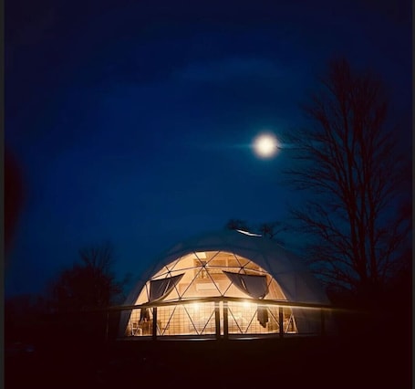 Esterni. Dome 1 - Luxury Dome at Come Spring Farm