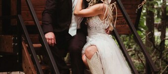 WAGON 1 in The Graystone Ranch in the Woods