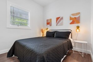 2 bedrooms, WiFi - The Trendy Ybor Bungalow (Tampa)