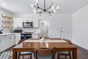 Dining - The Trendy Ybor Bungalow (Tampa)