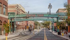 Exterior - The Trendy Ybor Bungalow (Tampa)