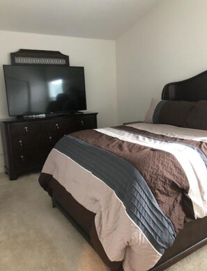 2 Schlafzimmer, Bügeleisen/Bügelbrett, WLAN, Bettwäsche