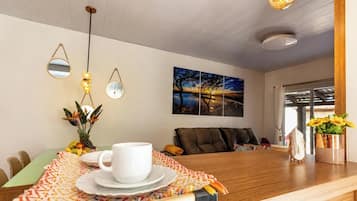 Premium House, Pool Access | Living area