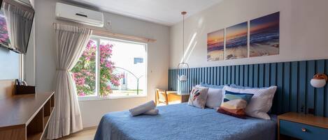 Premium House, Pool Access | Premium bedding, individually decorated, individually furnished