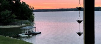 Kerr Contentment   Kerr Lake/Buggs Island waterfront, an amazing view