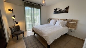 1 bedroom, iron/ironing board, free WiFi, bed sheets - Seaviews in Hope Estate (Collectivité de Saint-Martin)