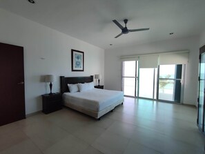 4 bedrooms, WiFi, bed sheets