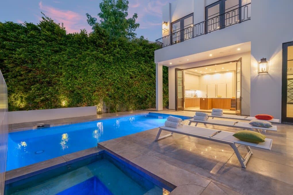 Exquisite LA Home: Pool, Smart System & More