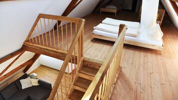 2 Schlafzimmer, Reisekinderbett, WLAN, Bettwäsche