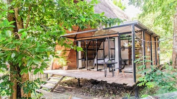 ULANA | Garden view