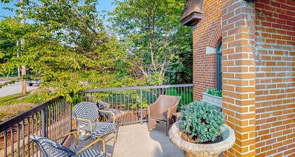 Unique converted condo near Fayetteville Square with patio, park views, W/D
