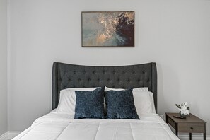 3 habitaciones, tabla de planchar con plancha y wifi gratis 