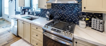 BRAND NEW 🌟Spacious🌟  Parker Strip Oasis TONS OF BOAT PARKING 