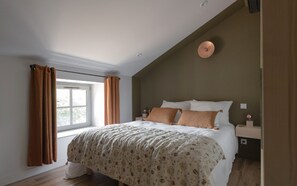 2 chambres, bureau, fer et planche à repasser, Wi-Fi gratuit