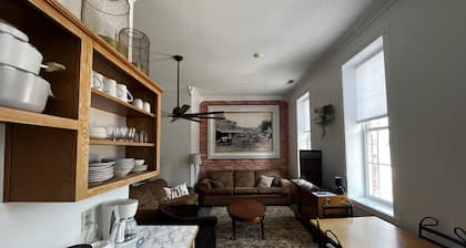 Brickhaven Loft on Historic Main Street - walk to Spring River, State Park, more