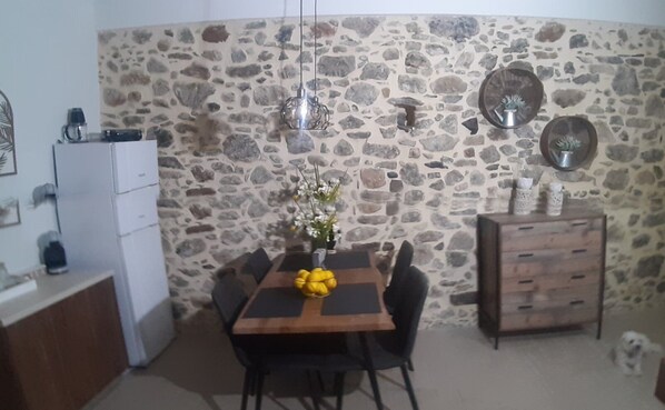 Dining - 1910 (Ηρακλειο)