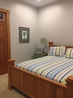 4 bedrooms, free WiFi, bed sheets