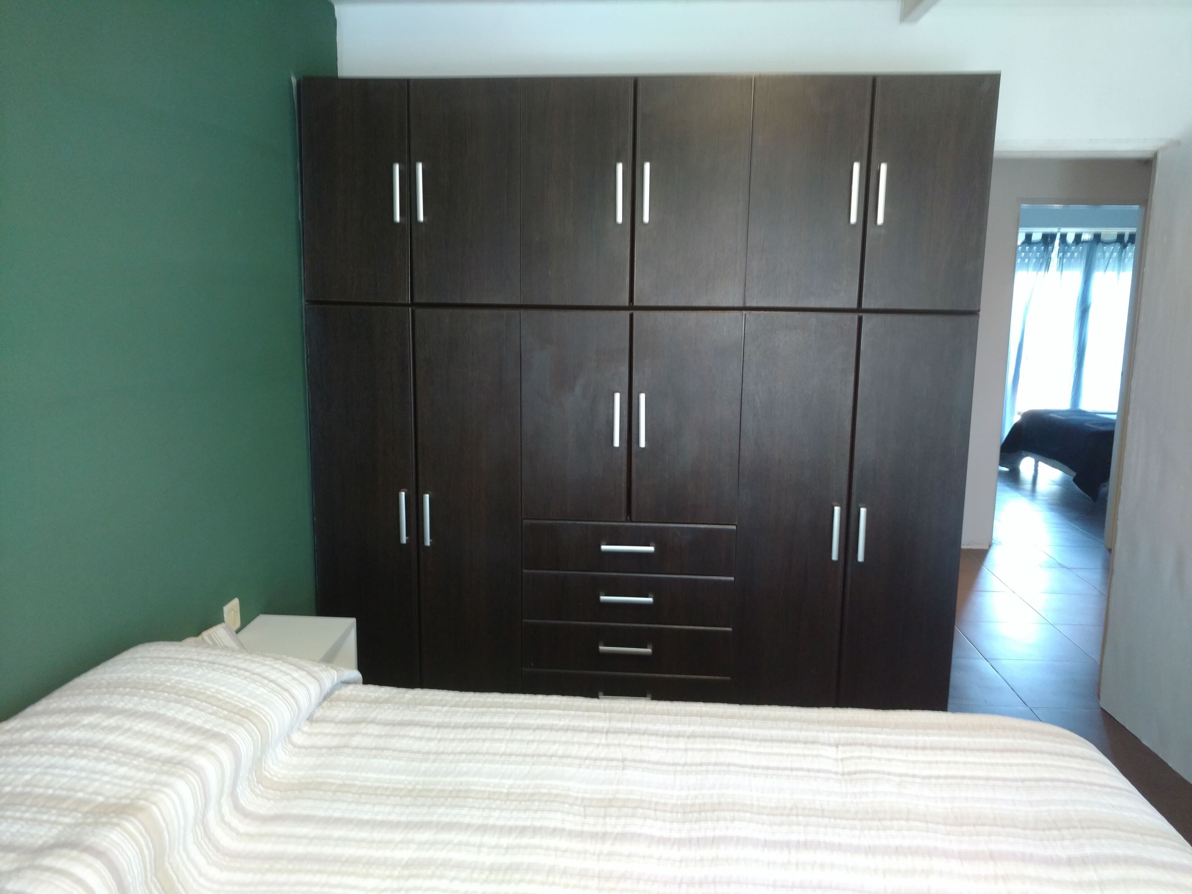 5 habitaciones, ropa de cama hipoalergénica y edredón 