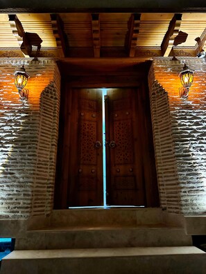 Fachada de la propiedad