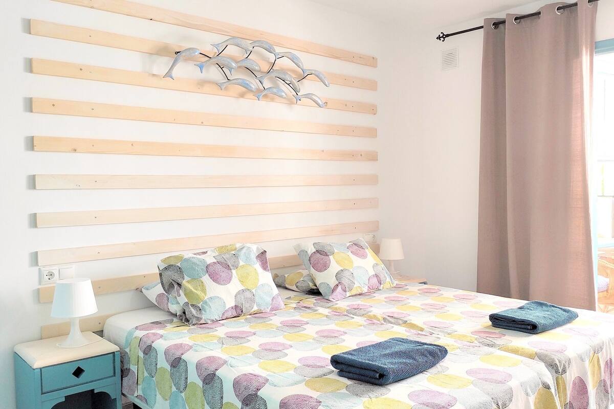 Signature-Studiosuite, 1 Schlafzimmer | Zimmersafe, Bügeleisen/Bügelbrett, kostenloses WLAN, Bettwäsche