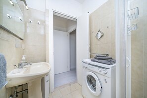 Regadera y bidet 
