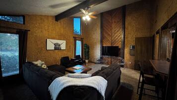 Téléviseur connecté, foyer