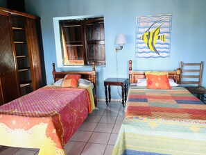 4 habitaciones y caja de seguridad en la habitación 