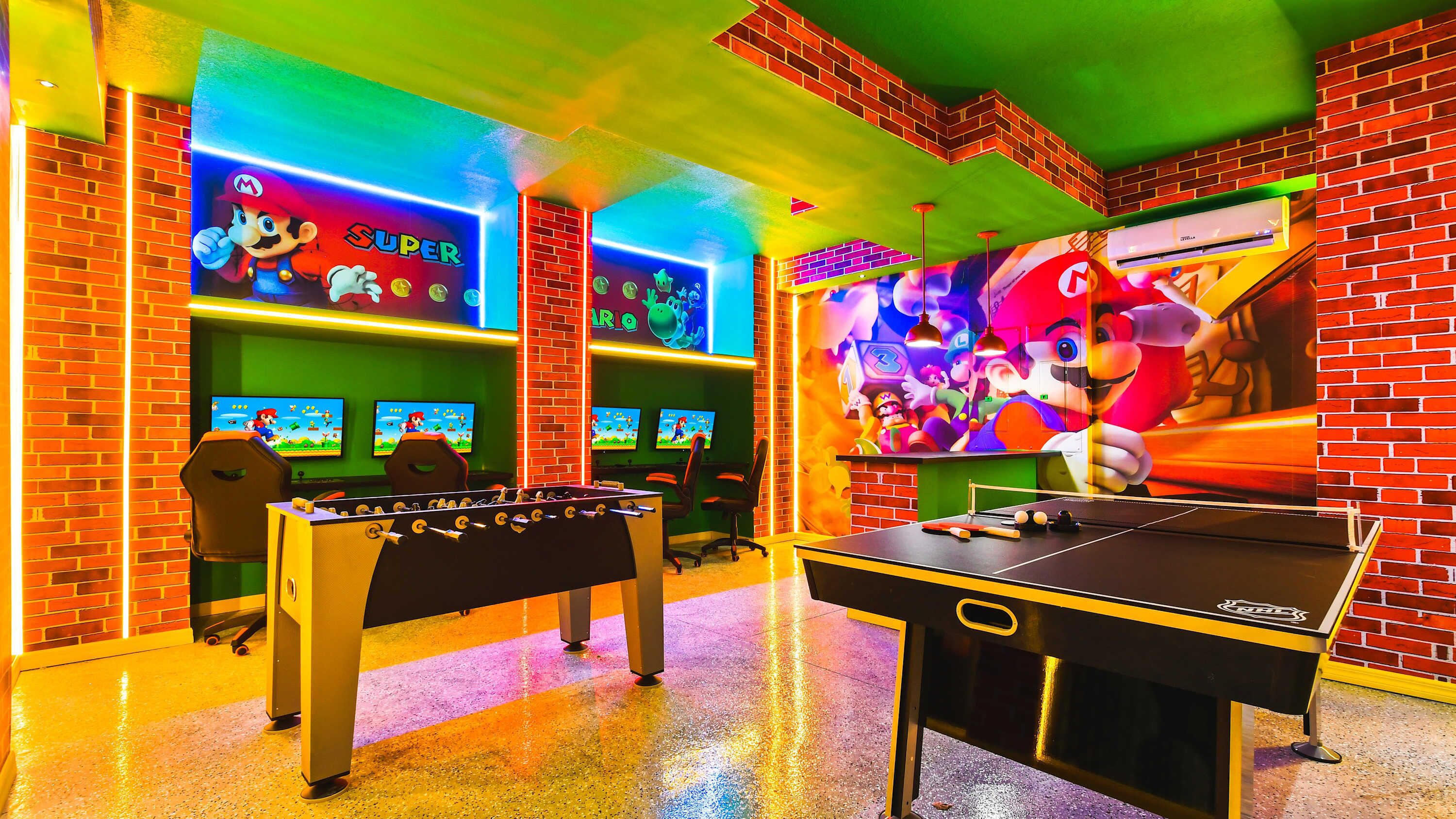 Themed Bedrooms + Mario Game Zone Near Disney! Reviews, Deals
