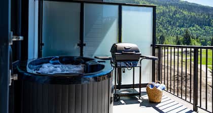 The Ski Shanty by Revelstoke Vacations