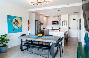 Apartamento | Servicio de comidas en la habitación