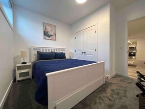 2 bedrooms, desk, free WiFi, bed sheets