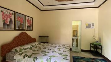 Down comforters, memory foam beds, individually furnished, bed sheets