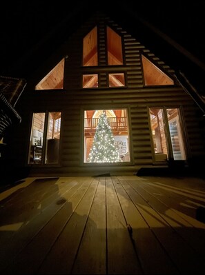 Exterior - Relax Your Mind, Body and Soul: Escape into Nature (Nelsonville)